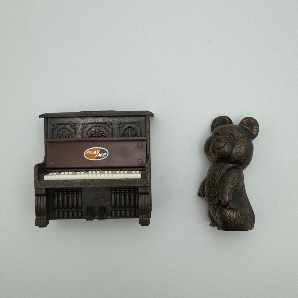 Lot of 2 Mini Play Me Die Cast Metal Pencil Sharpeners Scale Piano & Teddy Bear